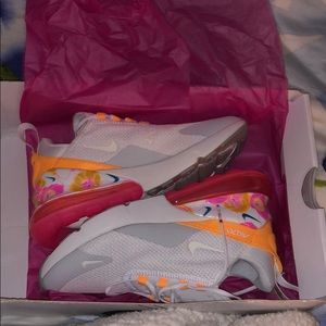 Brand new Nike Air 270